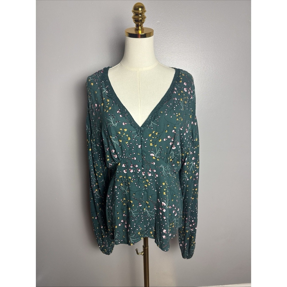 Wonderly Floral Boho Blouse XL Green V Neck Lace Trim Long Sleeve Top